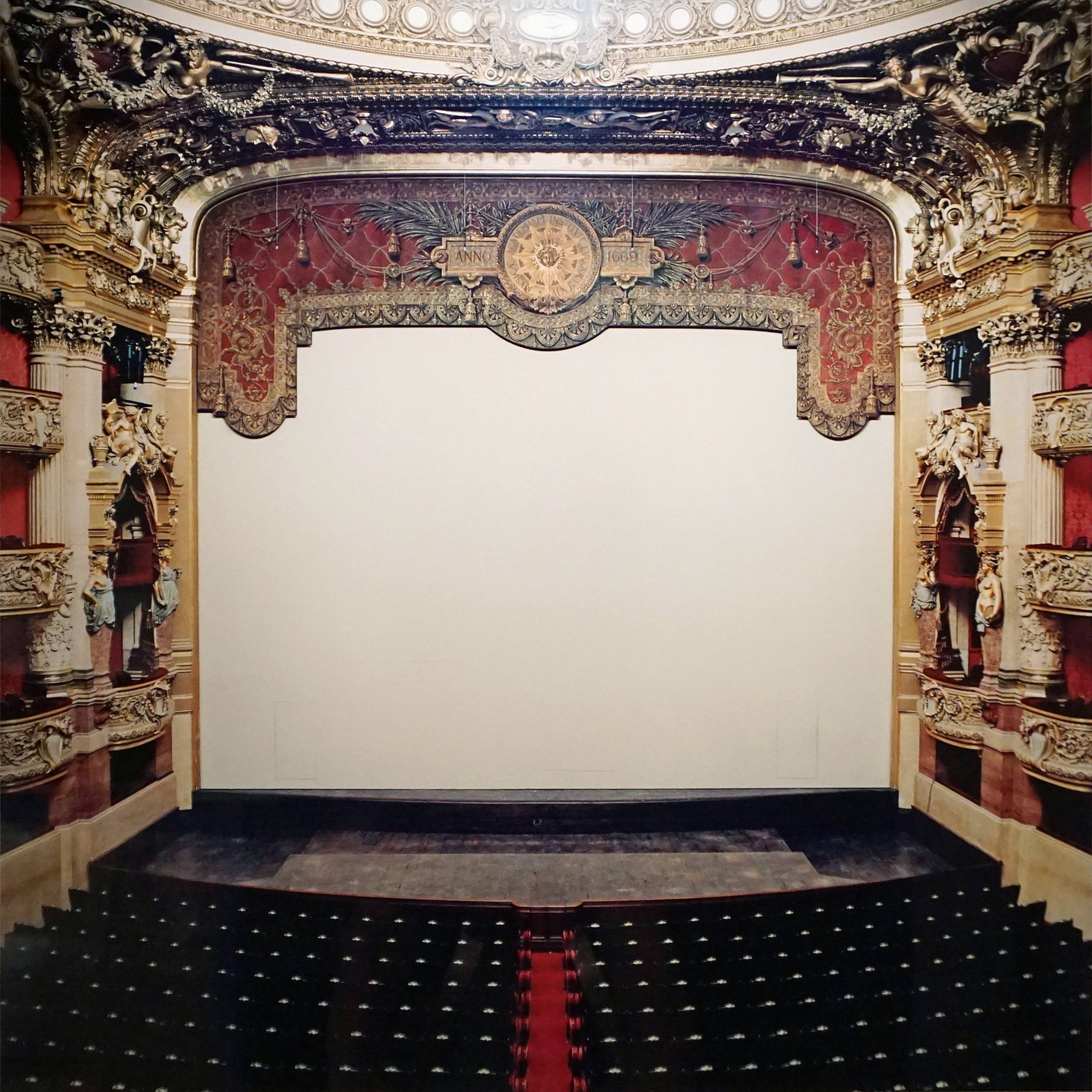 Photo of an empty opera in paris